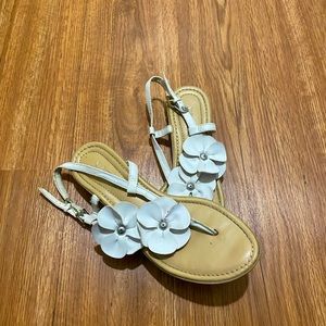 White flower sandals